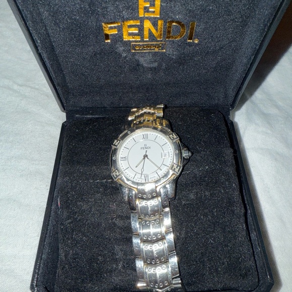 Fendi watch unisex - Picture 7 of 13